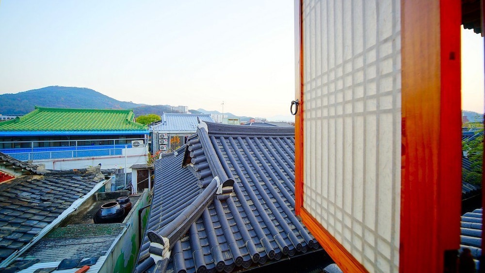 Double Room (2f, Ondol) - Photo 6