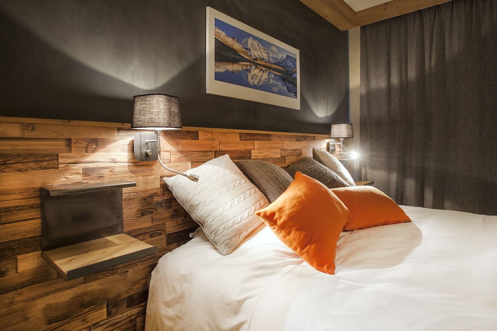 Family Suite (hotel services included) photo 2