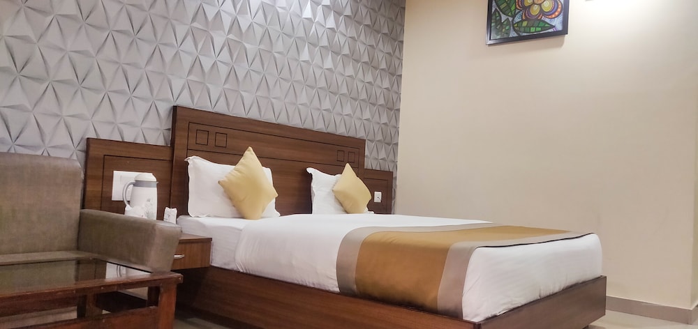 Executive Room - Photo 7