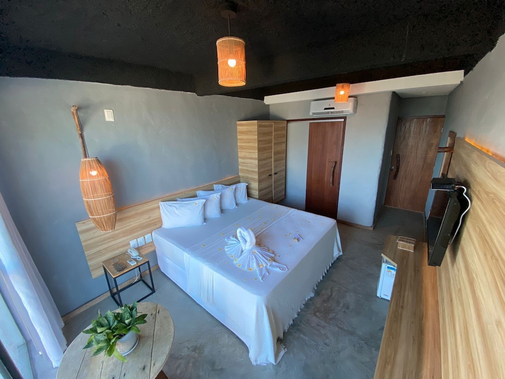Deluxe Suite photo 2
