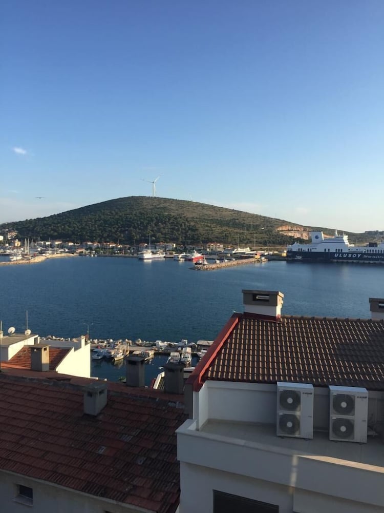 Standard Double Room, Sea View - Photo 10