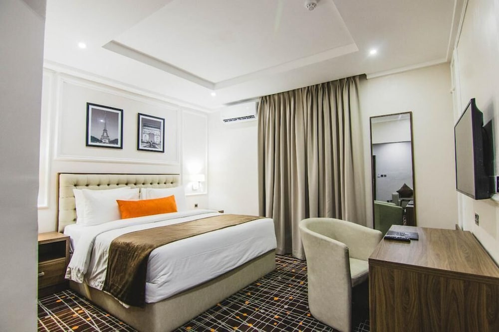 Superior Suite