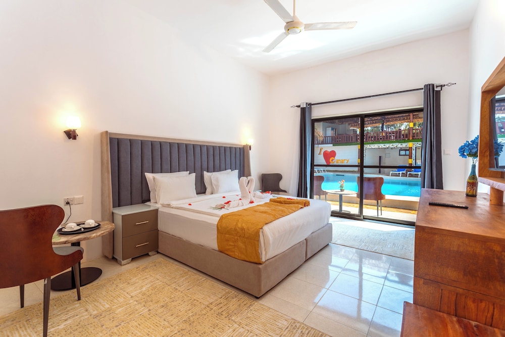 Luxury Double Room, Pool View