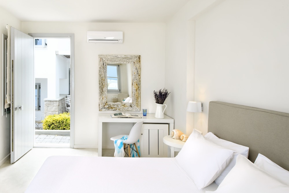 Deluxe Double Room, Terrace, Sea View photo 3