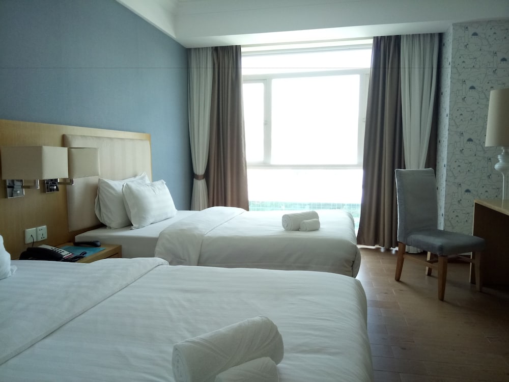 Business Twin Room, 1 Bedroom, Ensuite, City View photo 3