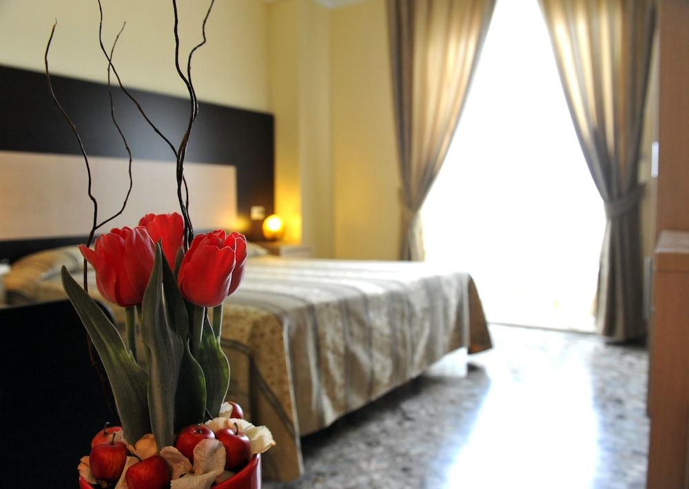 Triple Room - Photo 1