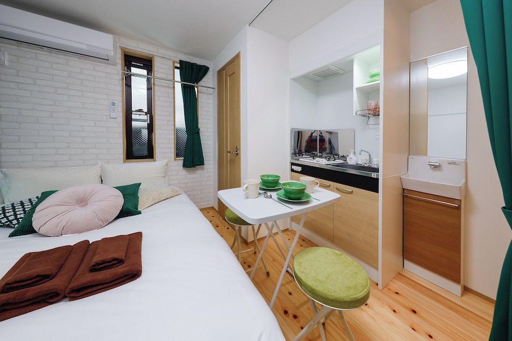 Apartment, Non Smoking (C) photo 2
