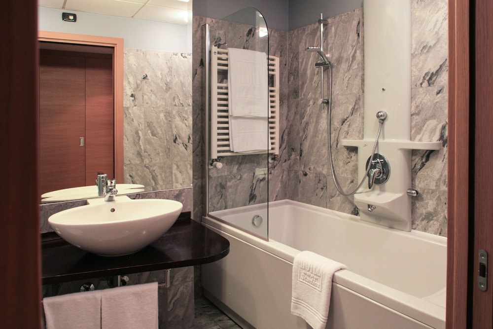 Superior Triple Room photo 2