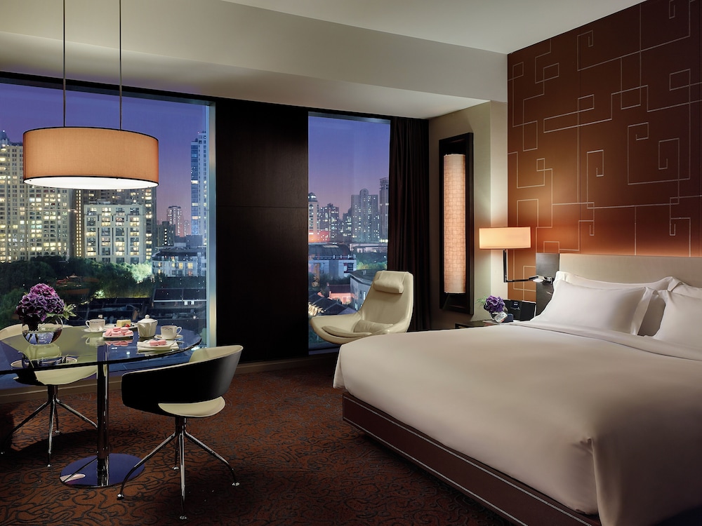 Premier King Room