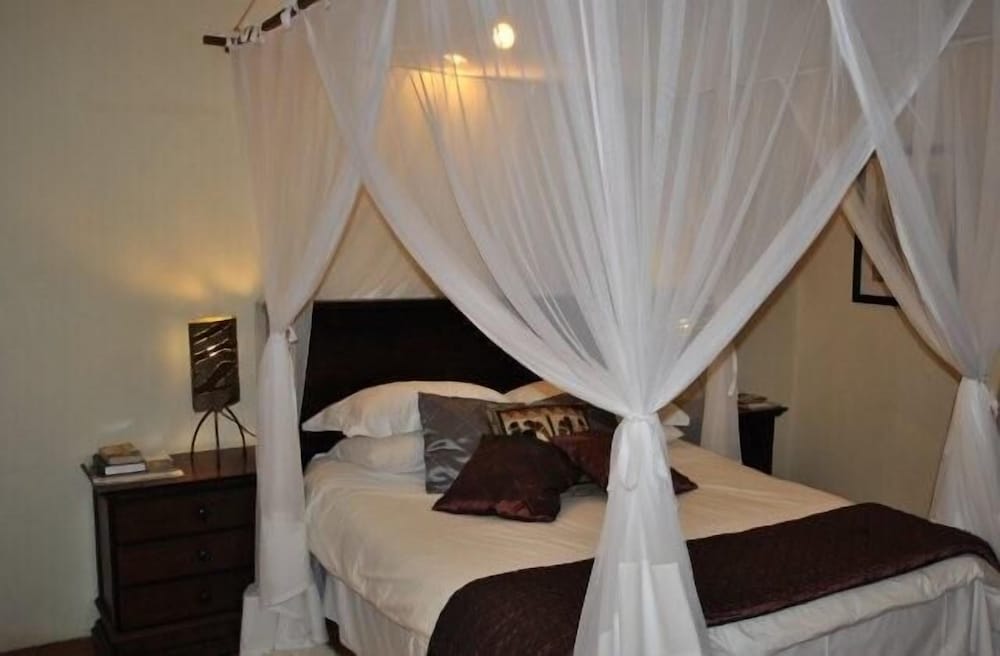 Blue Crane Self-catering Family Suite