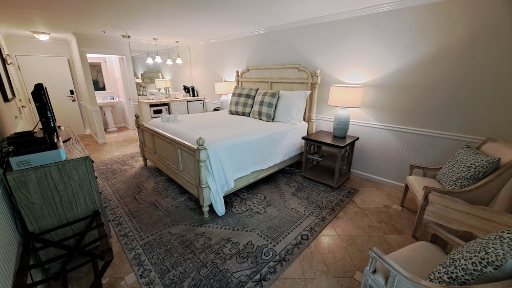 King Room 211
