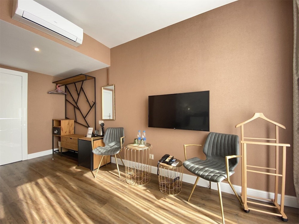 Standard Double Room, Balcony, Mountain View photo 3