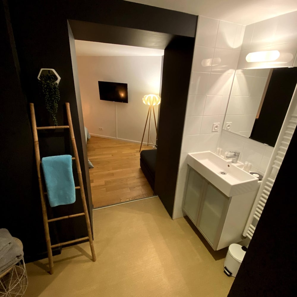 Comfort Triple Room, Garden View (Antoine) photo 2