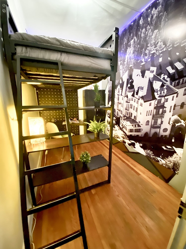 Economy Single Room
