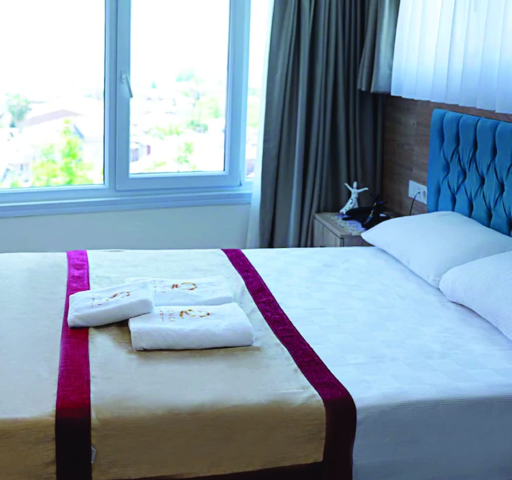 Standard Double Room, City View photo 1