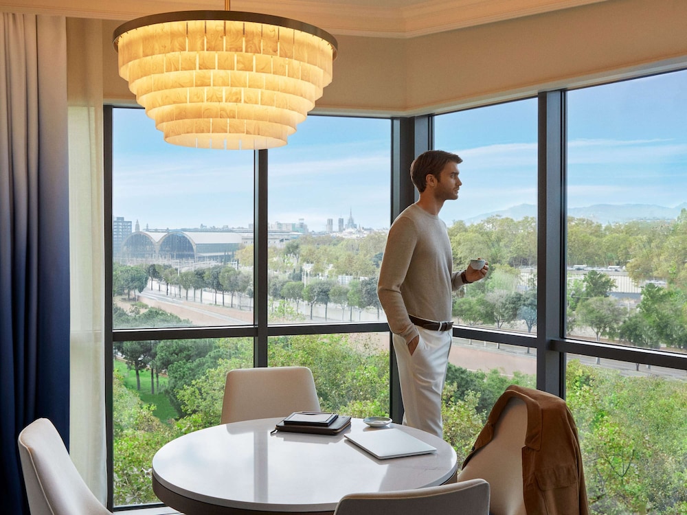 Prestige Suite, 1 King Bed.
