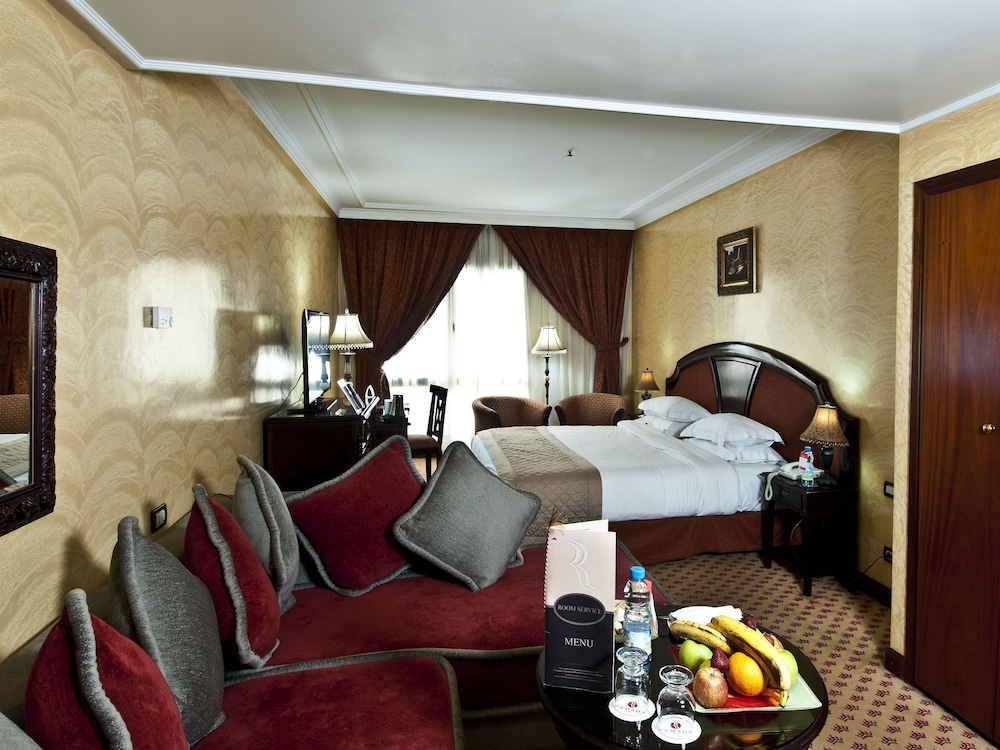 Executive Room, 1 King Bed, Non Smoking - Photo 12
