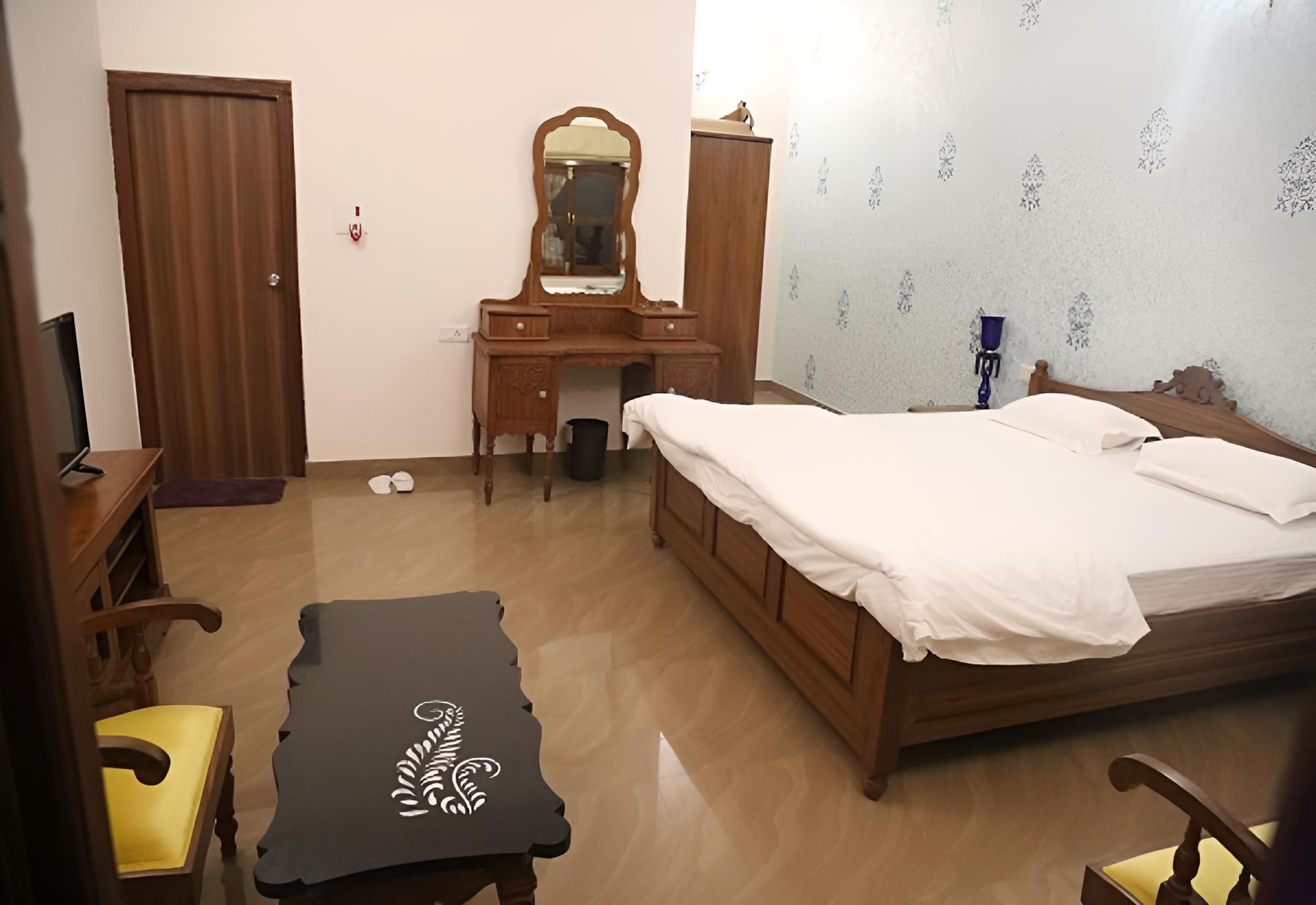 Super Deluxe Room - Photo 20
