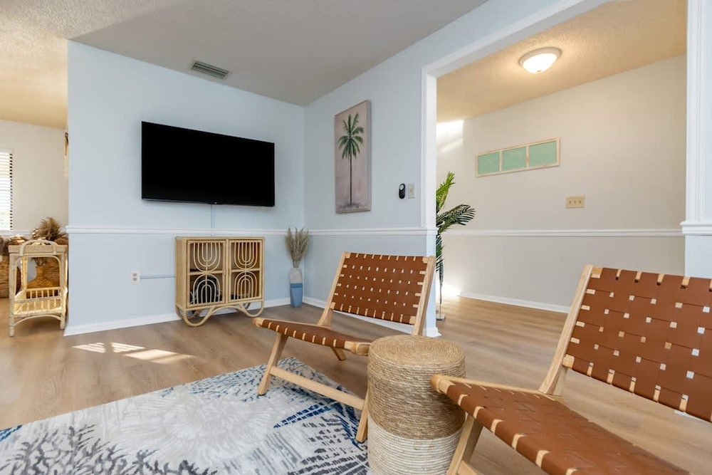 Sjov Familievenlig Modern Strandhjem Med Pool, Billede 8