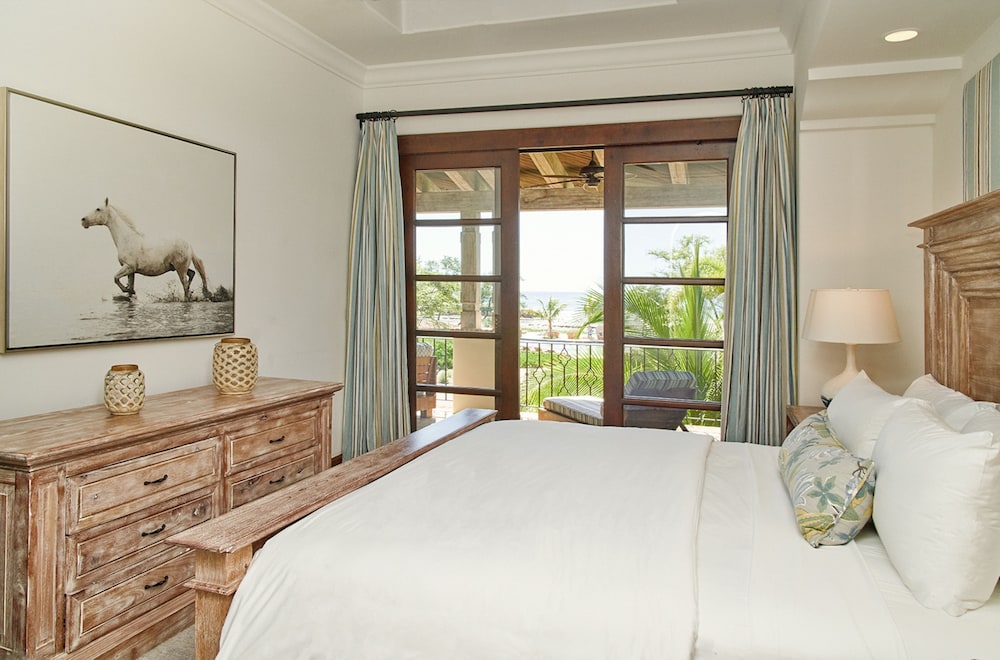 Superior Beach Access Residences