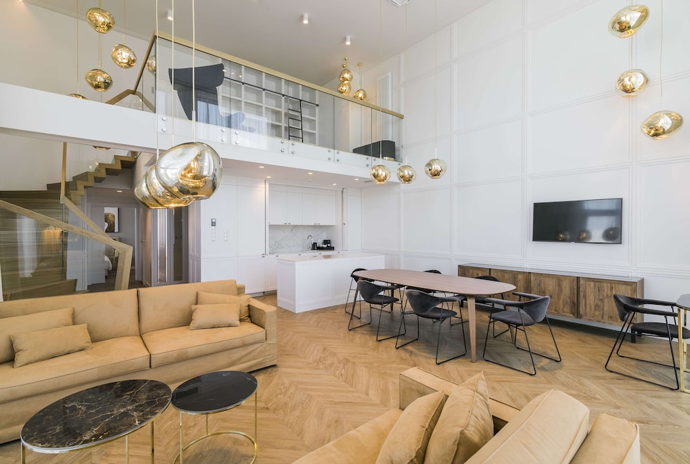 Presidential Suite, Balcony
