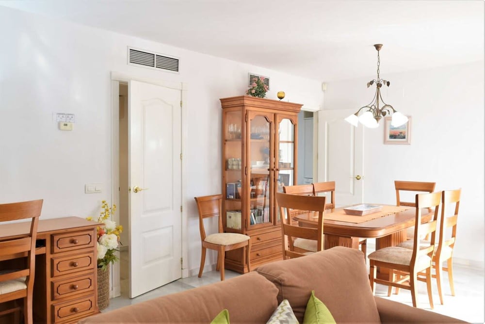3 Bed Excellent and Quiet Location F-4, Billede 15