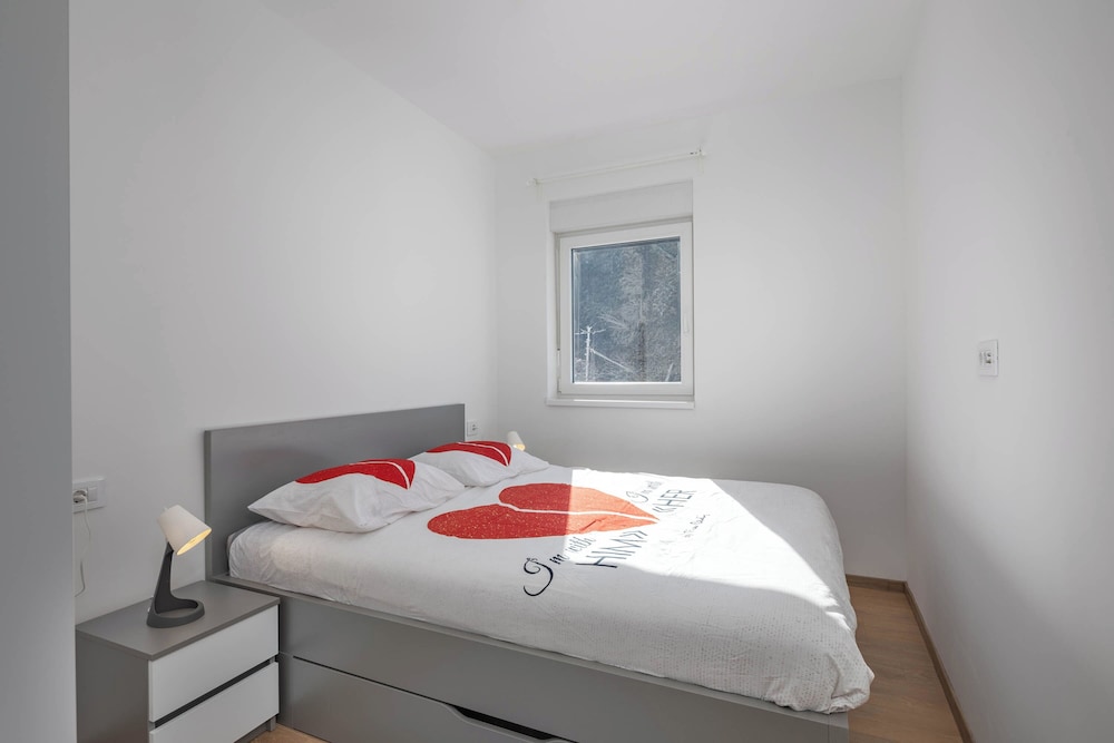 Family Apartment, 1 Bedroom, Sea Facing (Apartment Lady Laura) photo 1