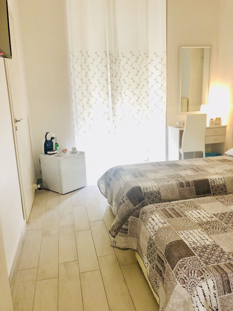 Superior Twin Room, 2 Twin Beds, Balcony