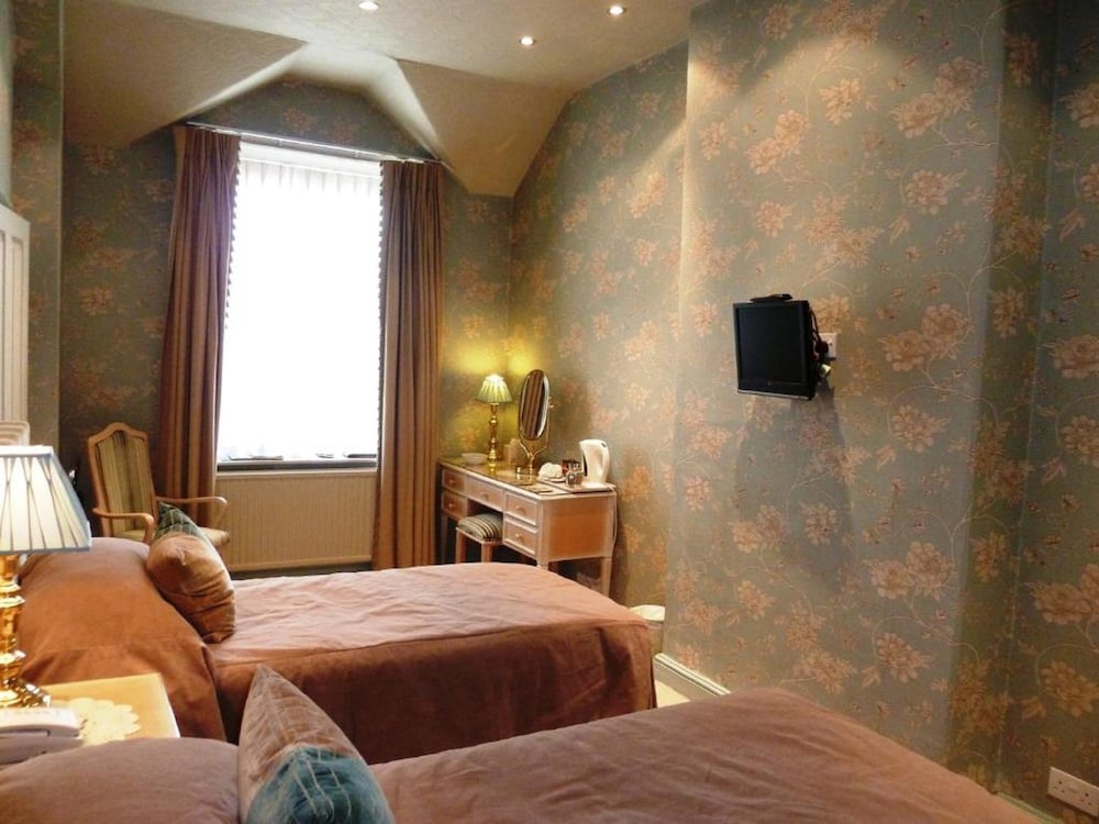 Luxury Double or Twin Room photo 3