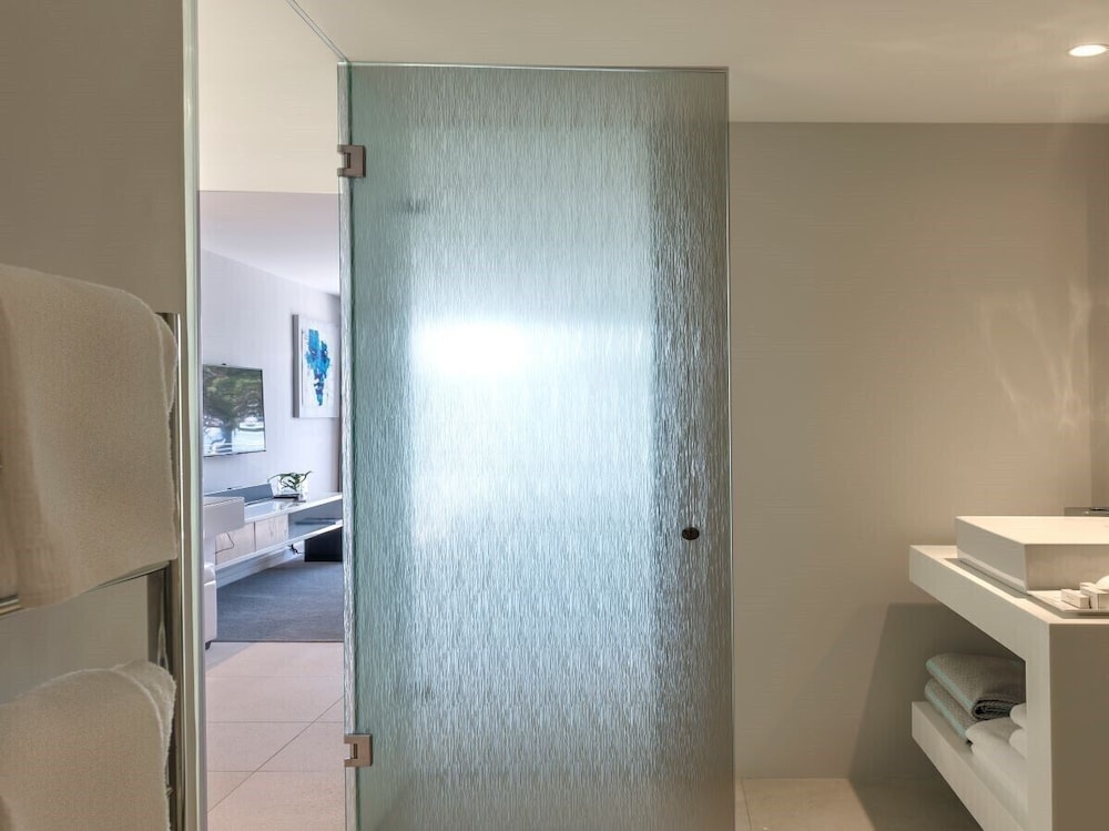 Premium Deluxe Suite photo 3