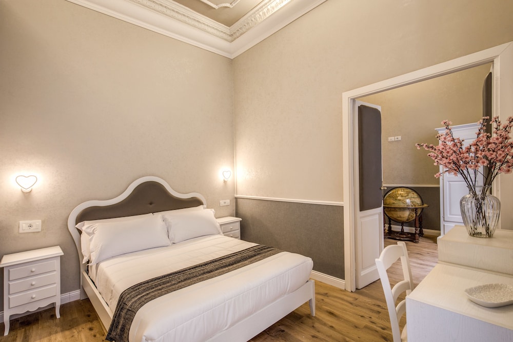 Senior Quadruple Room, Multiple Beds photo 3