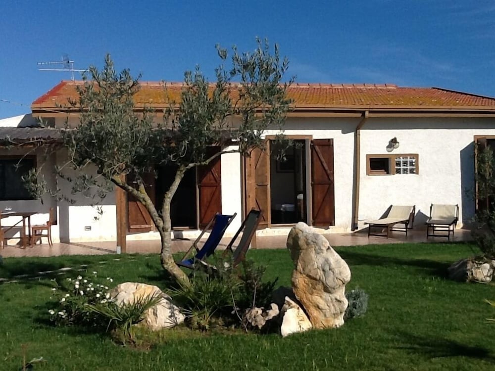 Villa, 2 Bedrooms (private garden) photo 1