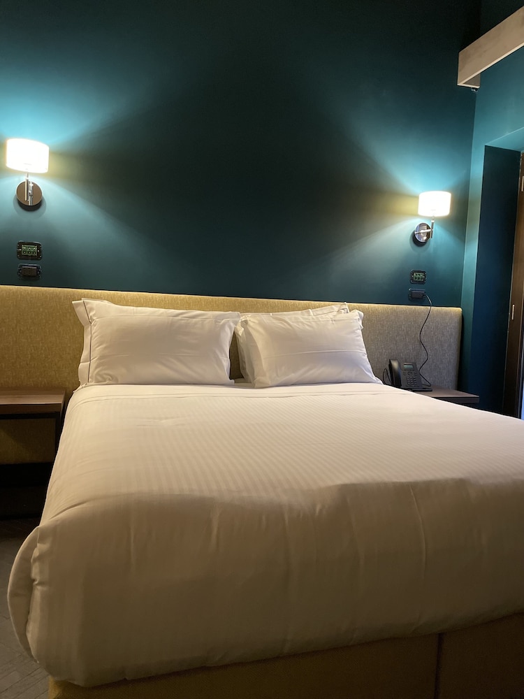 Executive Room photo 2