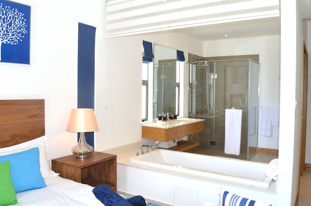 Premium Apartment, 3 Bedrooms, Ocean View photo 3