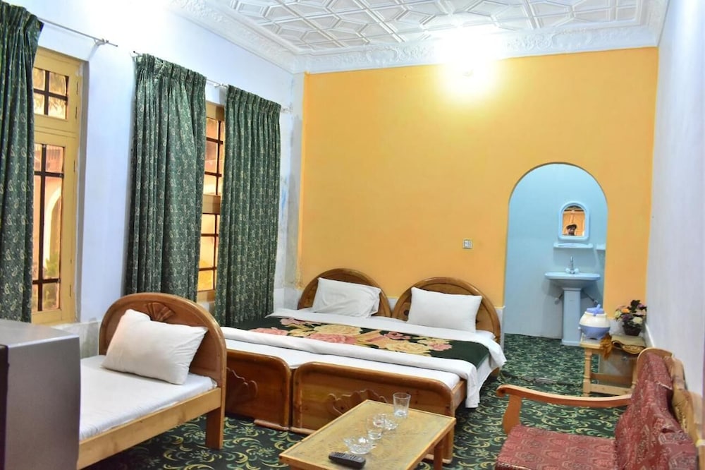 Deluxe Triple Room photo 1