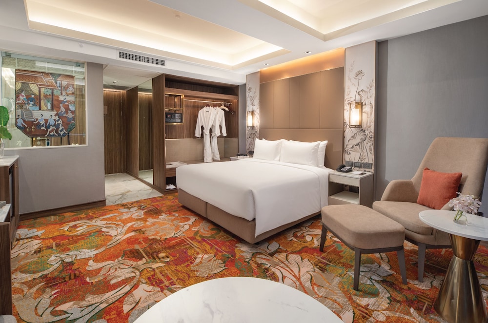 Executive King Room