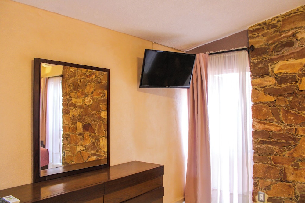 Deluxe Suite photo 1