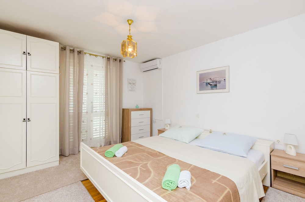 Double Room (Double Room with Terrace and Sea View)