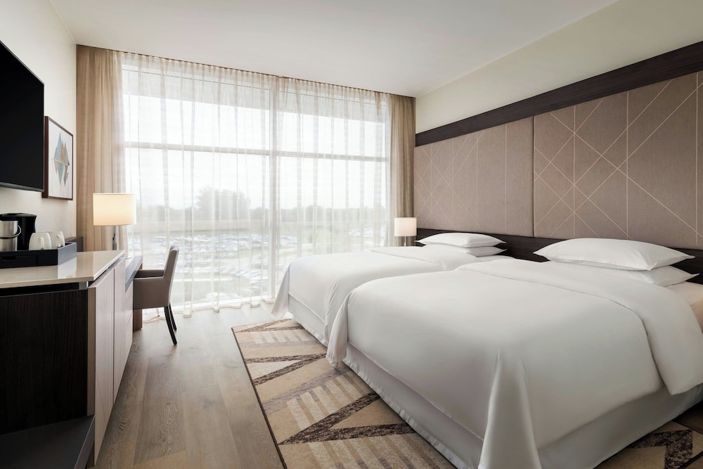 Deluxe Room, 2 Queen Beds
