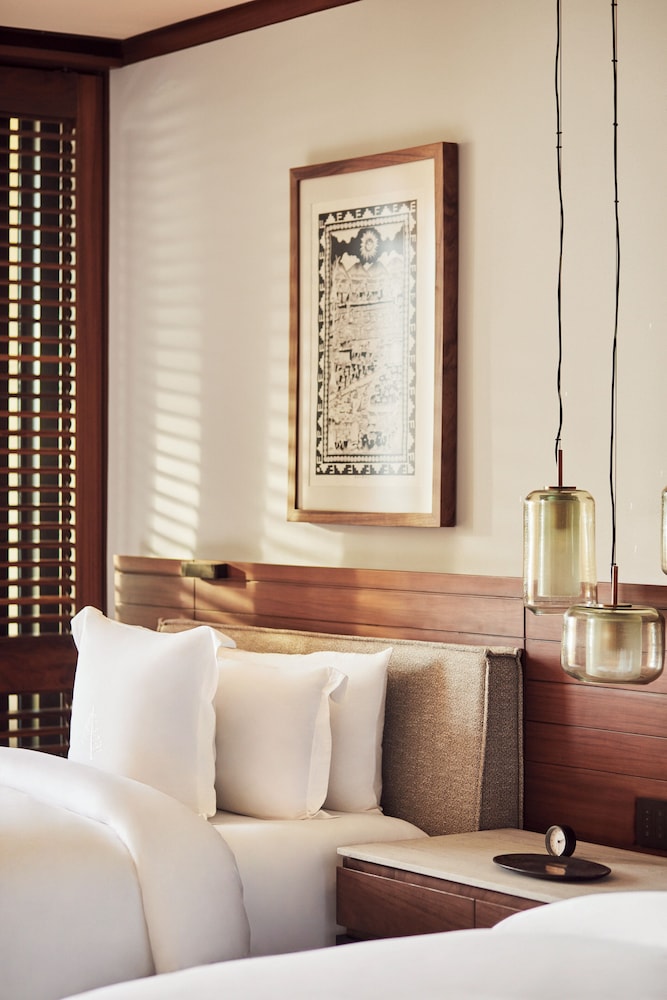 Room, 2 Queen Beds, Beachfront - Photo 1
