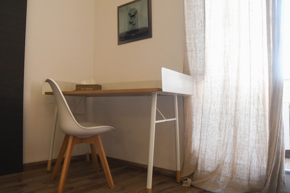 Economic Room with Shared Toilets photo 2