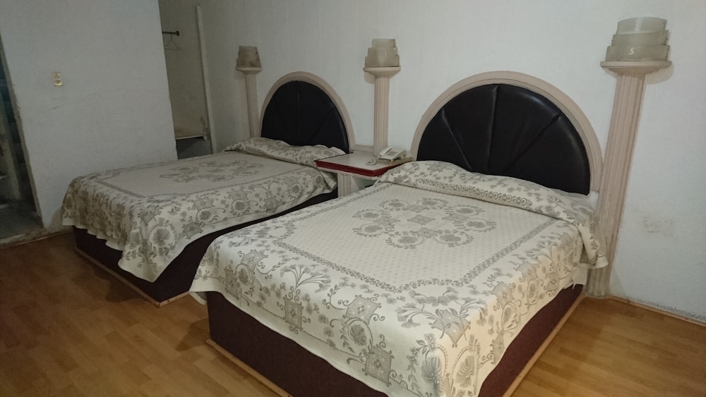 Double Room, 2 Double Beds photo 3