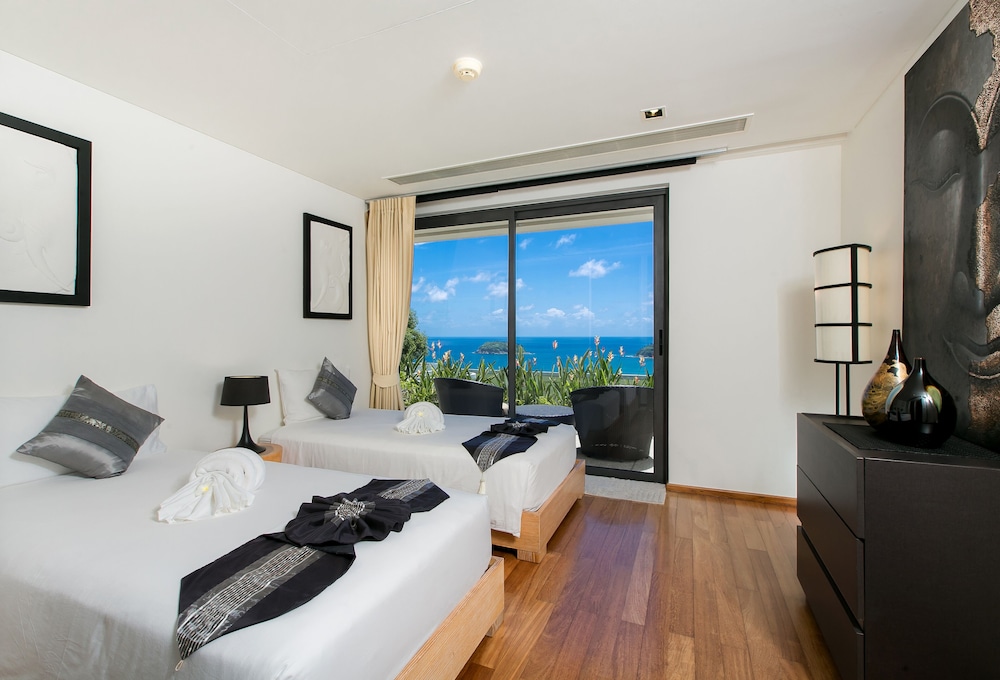 The Heights Penthouse Ocean View A11 photo 3