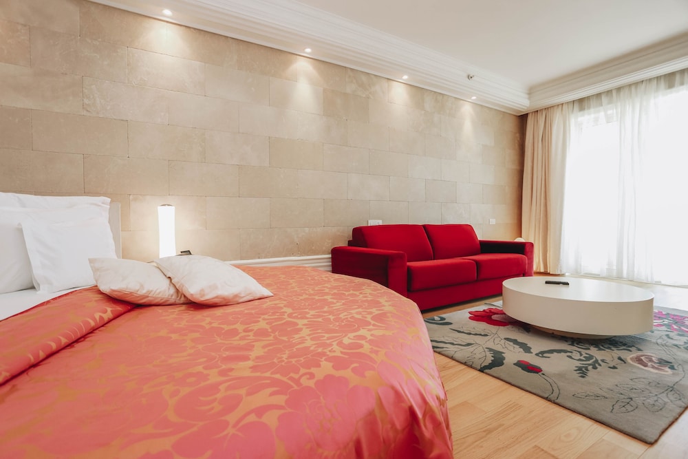 Family Studio Suite - Photo 2