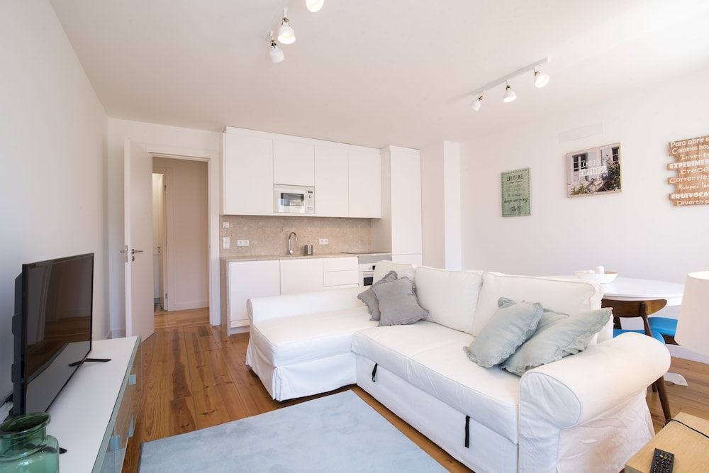 Apartment, 2 Bedrooms, Smoking, 2 Bathrooms