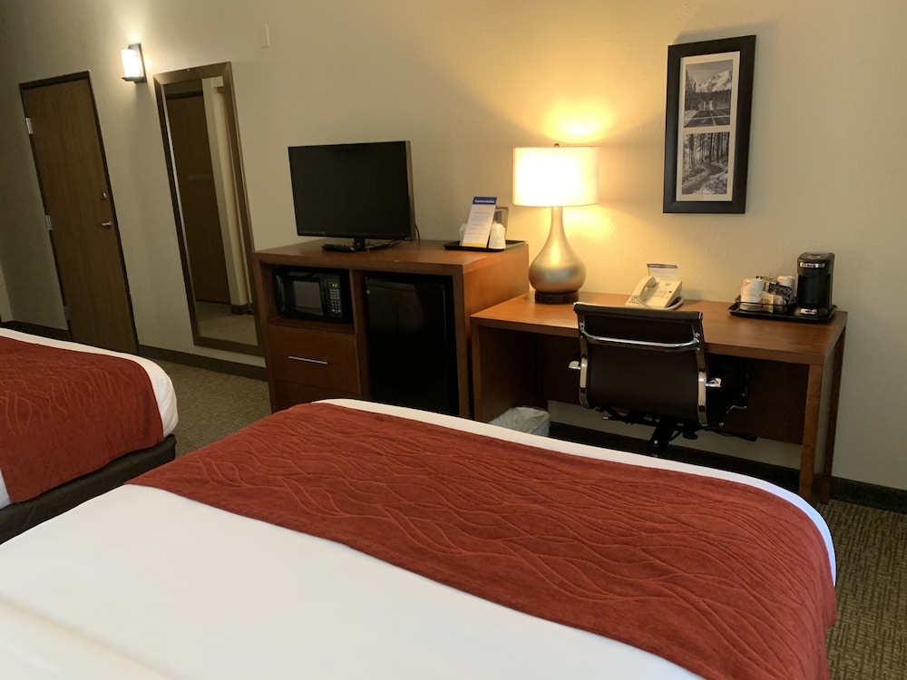 Room, 2 Queen Beds, Accessible, Non Smoking - Photo 2
