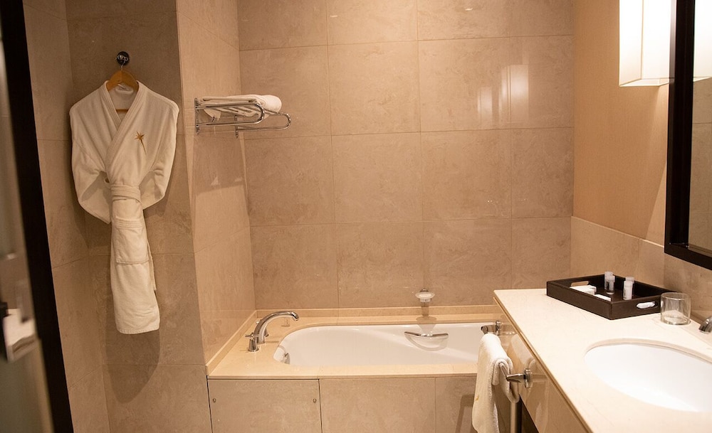 Superior Double Room, 2 Double Beds, Garden View, Garden Area photo 3
