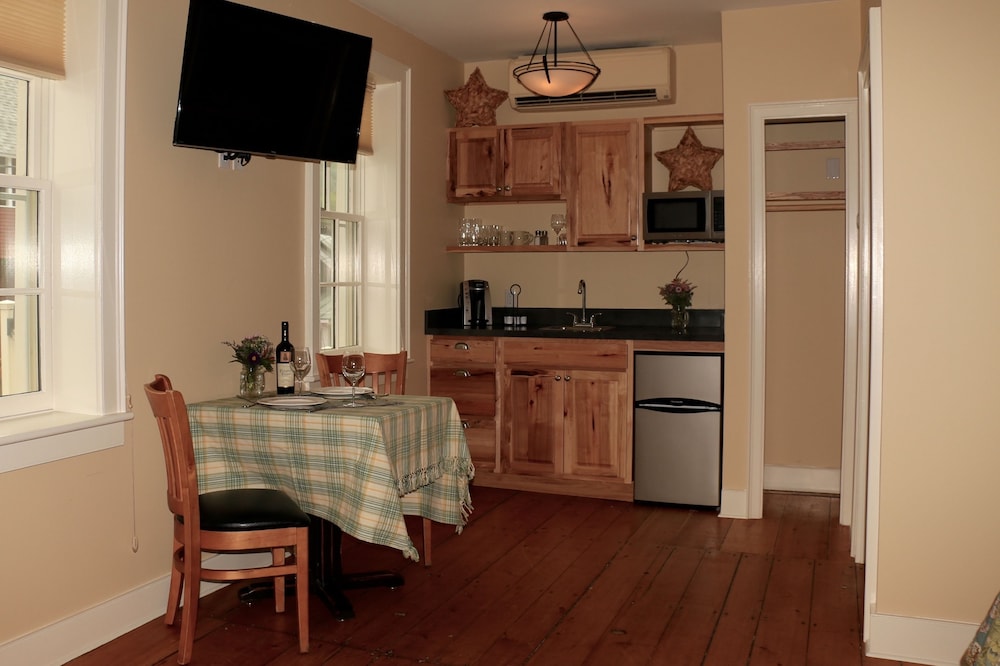 Parlor Suite photo 3