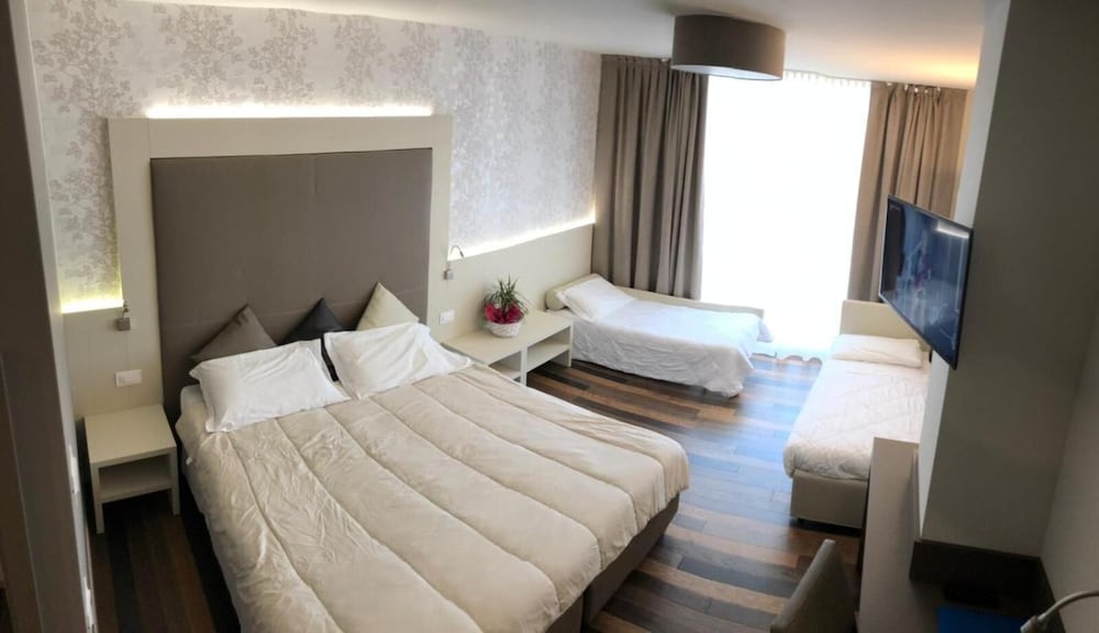 Comfort Triple Room - Photo 3