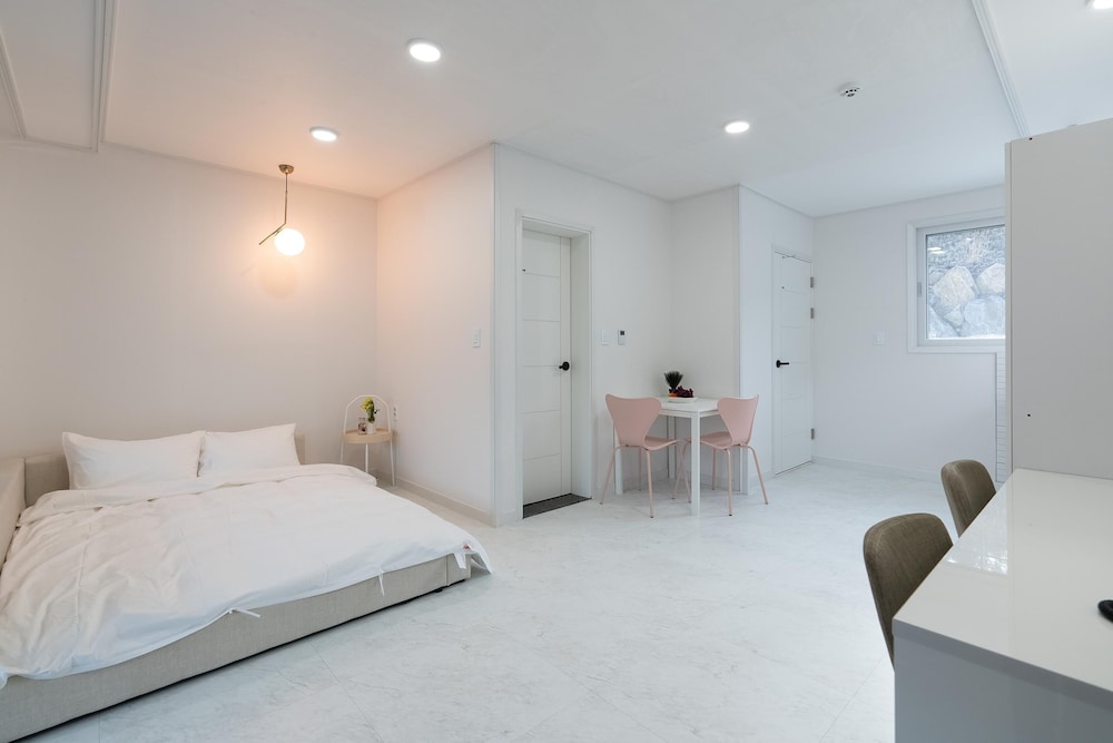 Basic Room, 1 Bedroom (spa(random1)) - Photo 1